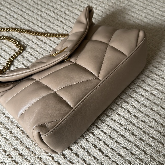 Yves Saint Laurent Beige Quilted Bag - Picture 14 of 15